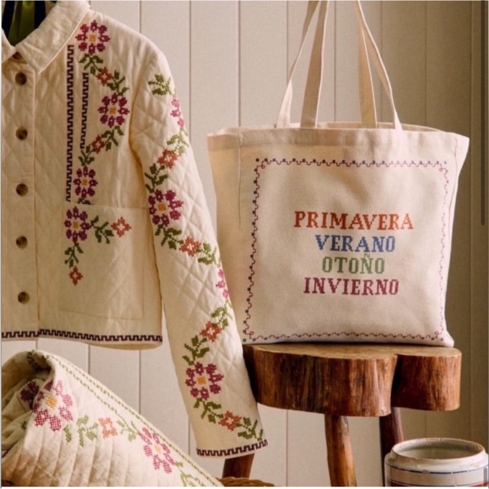 Sézane Lucia Vergara tote bag